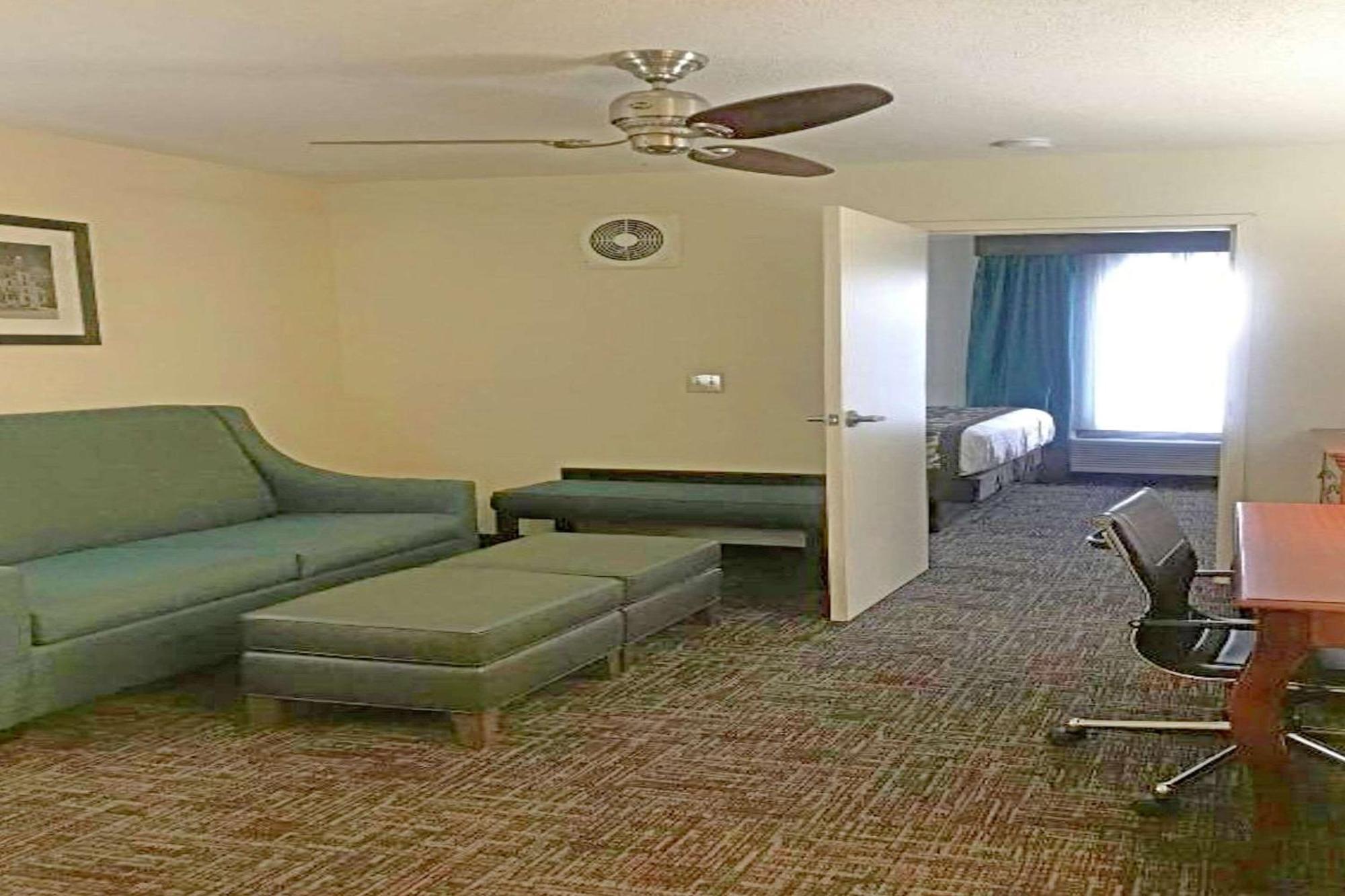 Comfort Inn & Suites O'Fallon - St Louis Area Exterior photo